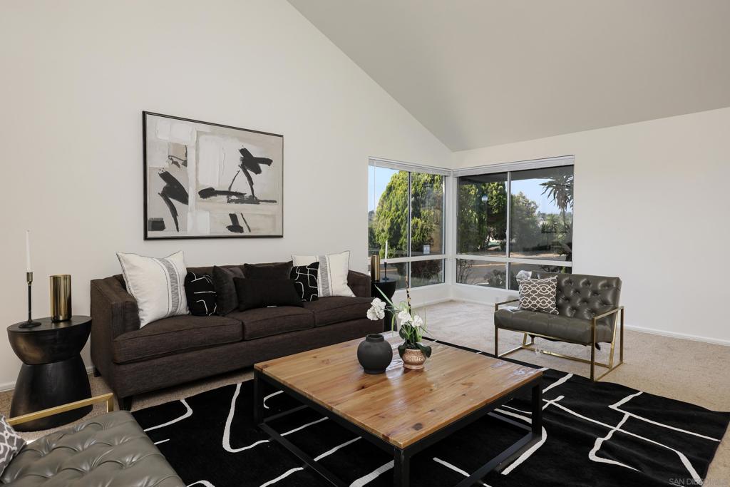 9977 Cristobal Dr