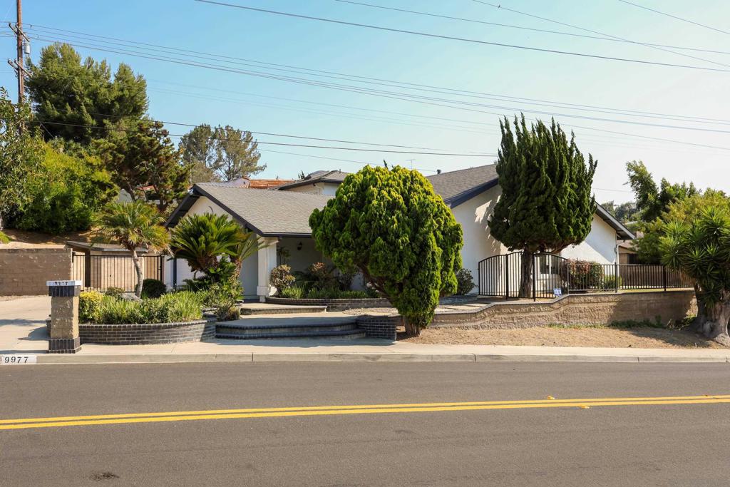 9977 Cristobal Dr