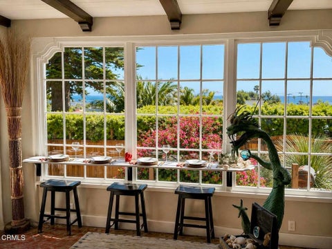 Tiny photo for 63 Lincoln Drive, Ventura, CA 93001 (MLS # V1-36315)