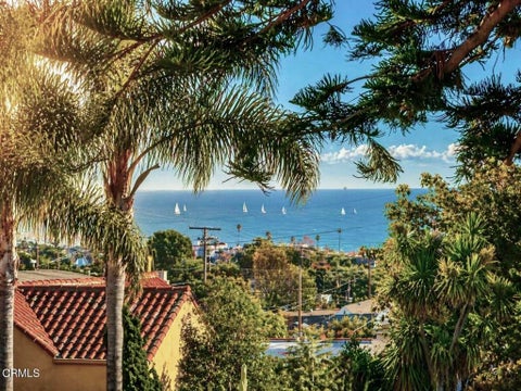 Tiny photo for 63 Lincoln Drive, Ventura, CA 93001 (MLS # V1-36315)