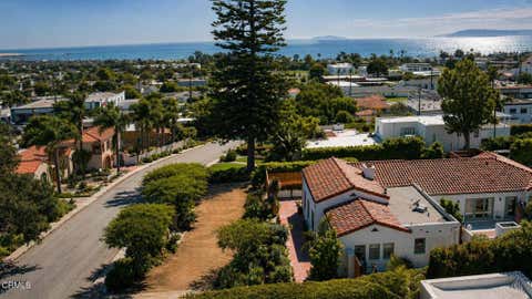Tiny photo for 63 Lincoln Drive, Ventura, CA 93001 (MLS # V1-36315)