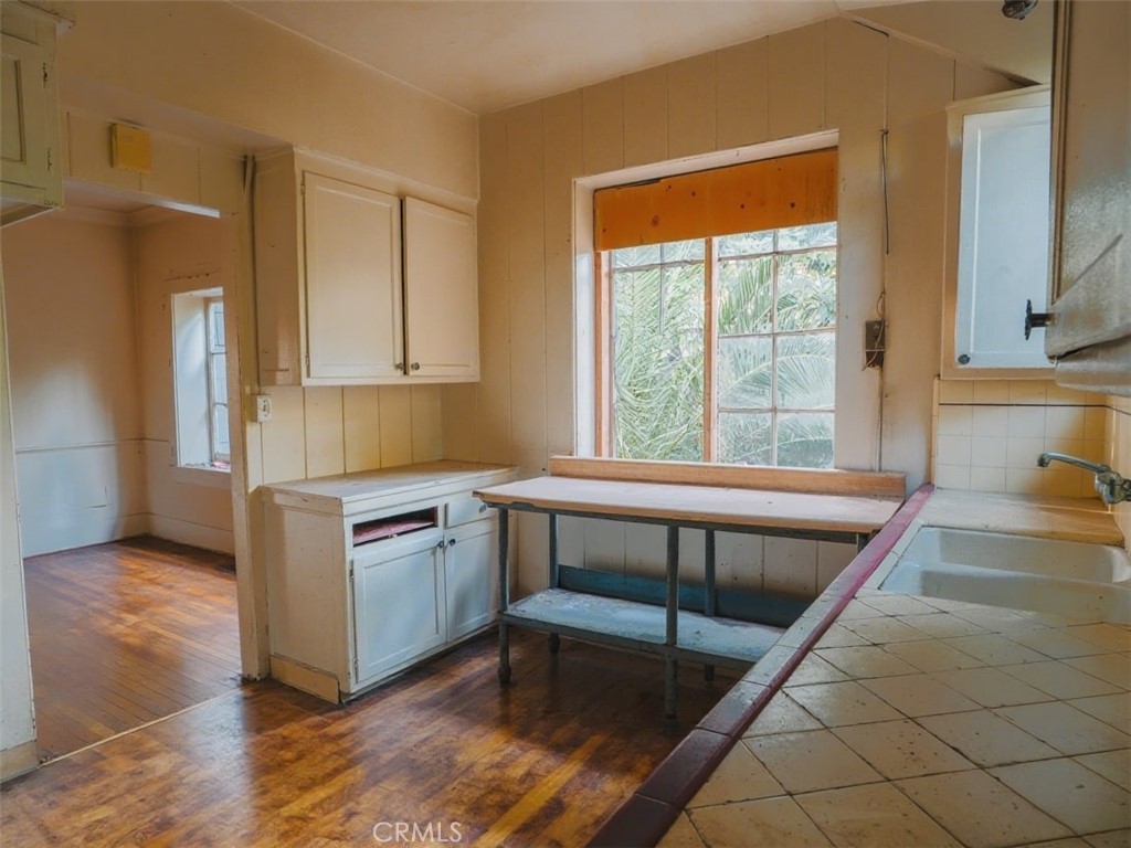 216 Fairview Avenue