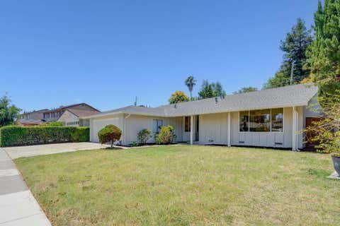 Photo of 1819 Via Cinco De Mayo, San Jose, CA 95132 (MLS # ML82053702)