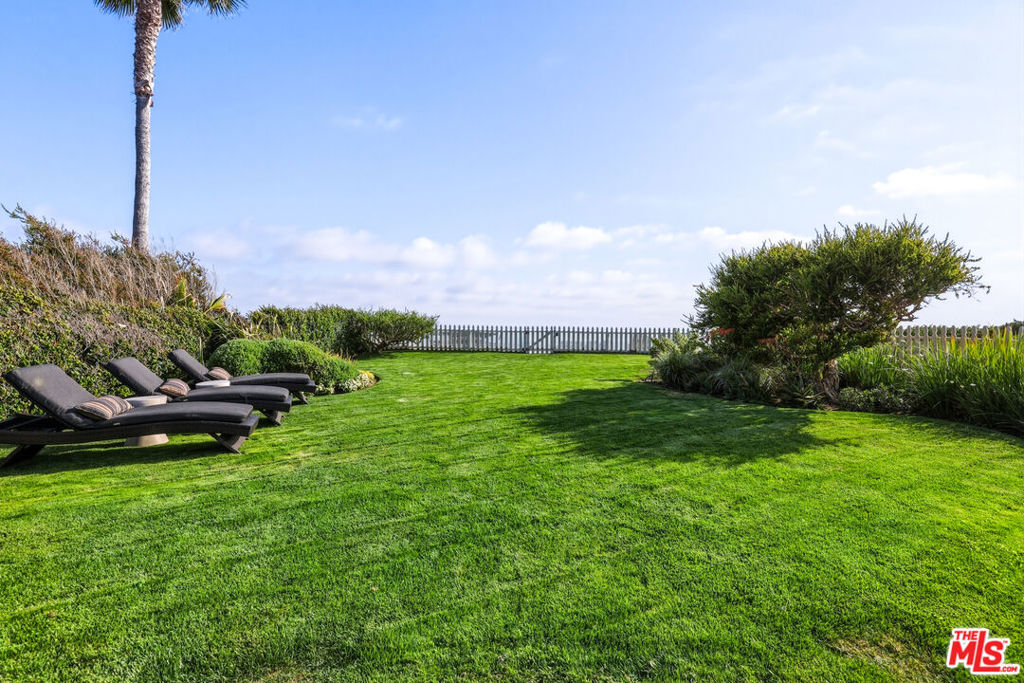 30810 Broad Beach Road