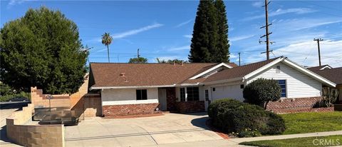 2531 Grayville La Habra CA 90631