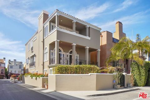 Photo of 115 Ketch Mall, Marina Del Rey, CA 90292 (MLS # 26668607)