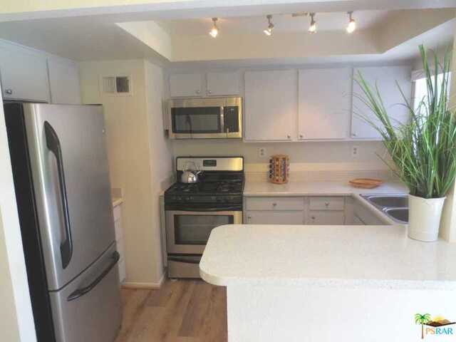 Vista Del Montana - Residential