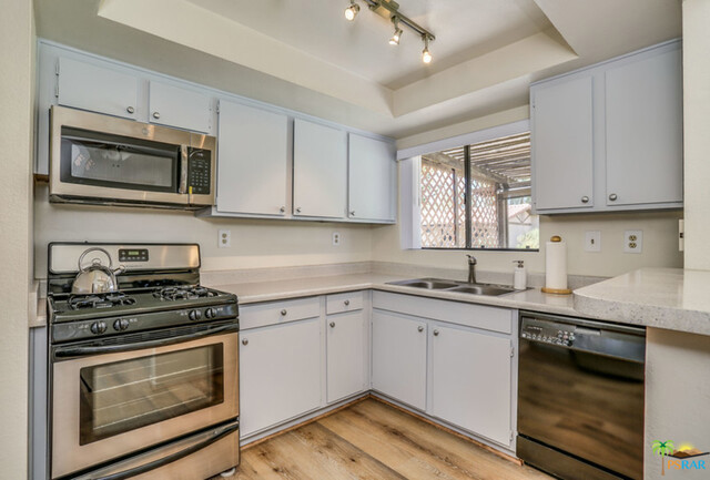 Vista Del Montana - Residential