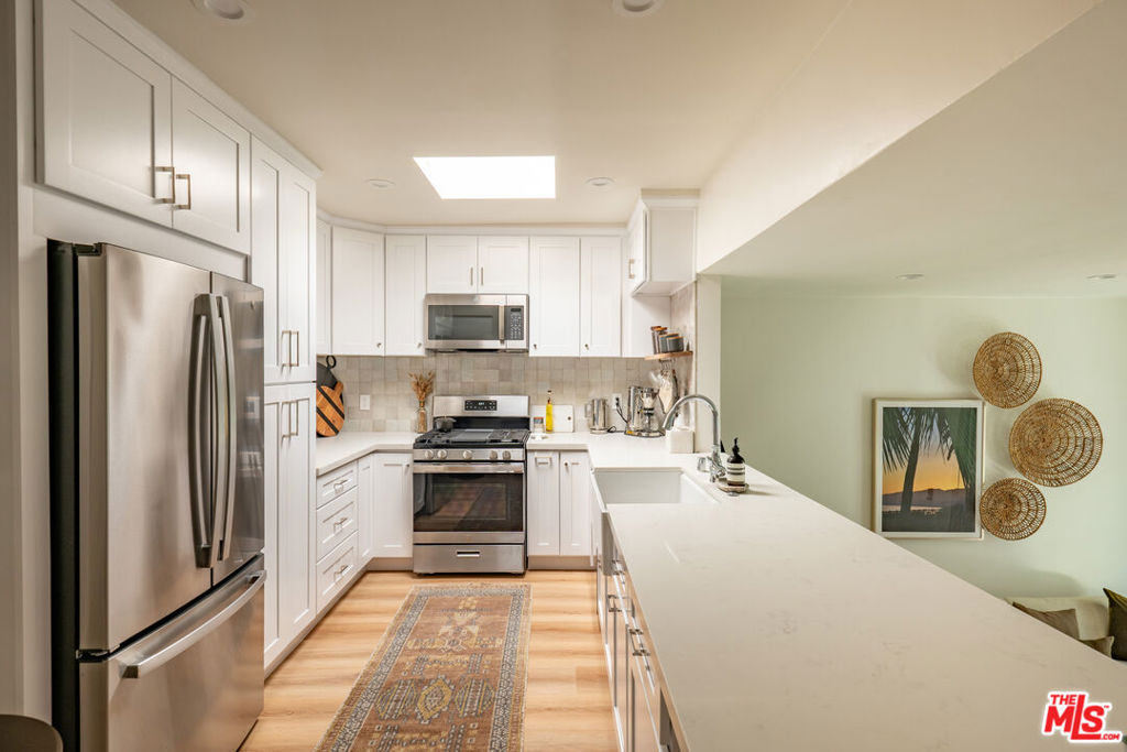 1144 17th Street 6