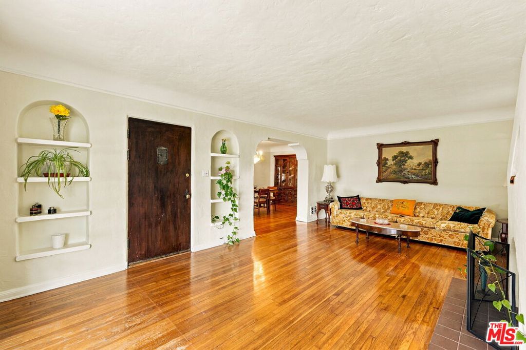8340 W 4th Street
