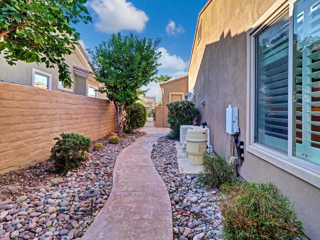 Sun City Shadow Hills (30921) - Residential