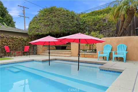 Photo of 267 Nieto Avenue, Long Beach, CA 90803 (MLS # PW25247556)