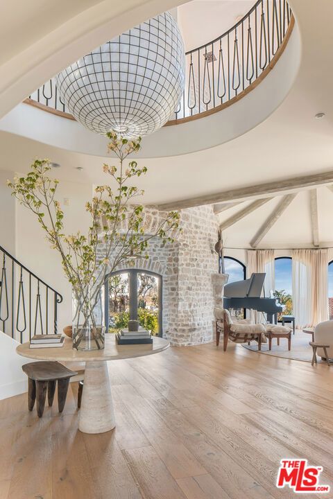 Photo of 16875 Calle De Sarah, Pacific Palisades, CA 90272 (MLS # 26651785)