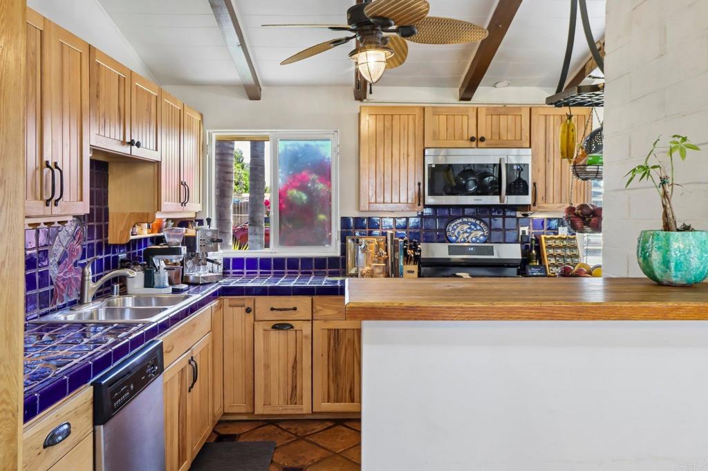 410 Santa Clara Drive