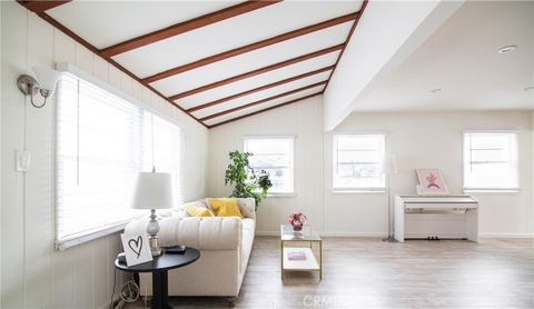 626 Eucalyptus Drive 1/2 El Segundo CA 90245