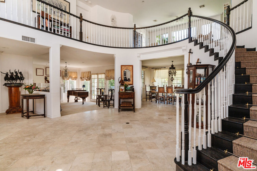 4244 Balcony Drive