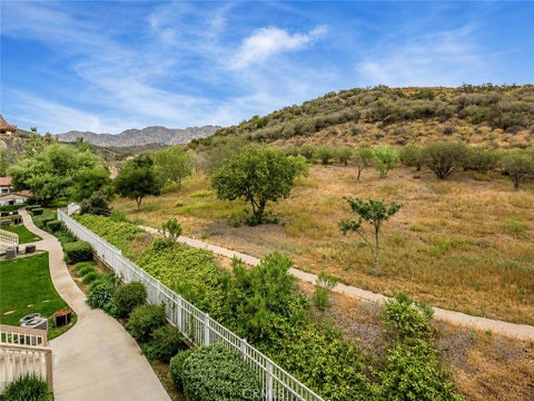Photo of 5805 Oak Bend Lane #407, Oak Park, CA 91377 (MLS # SR26174949)