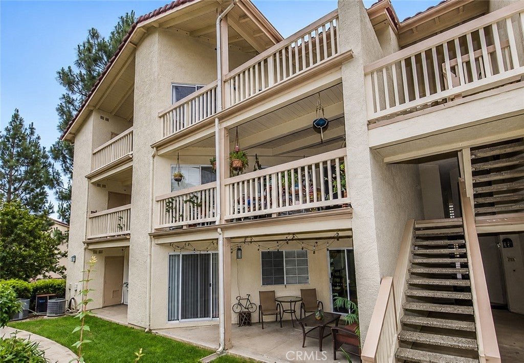 5805 Oak Bend Lane 407