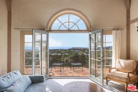 Photo of 1041 Somera Road, Los Angeles, CA 90077 (MLS # 25594259)