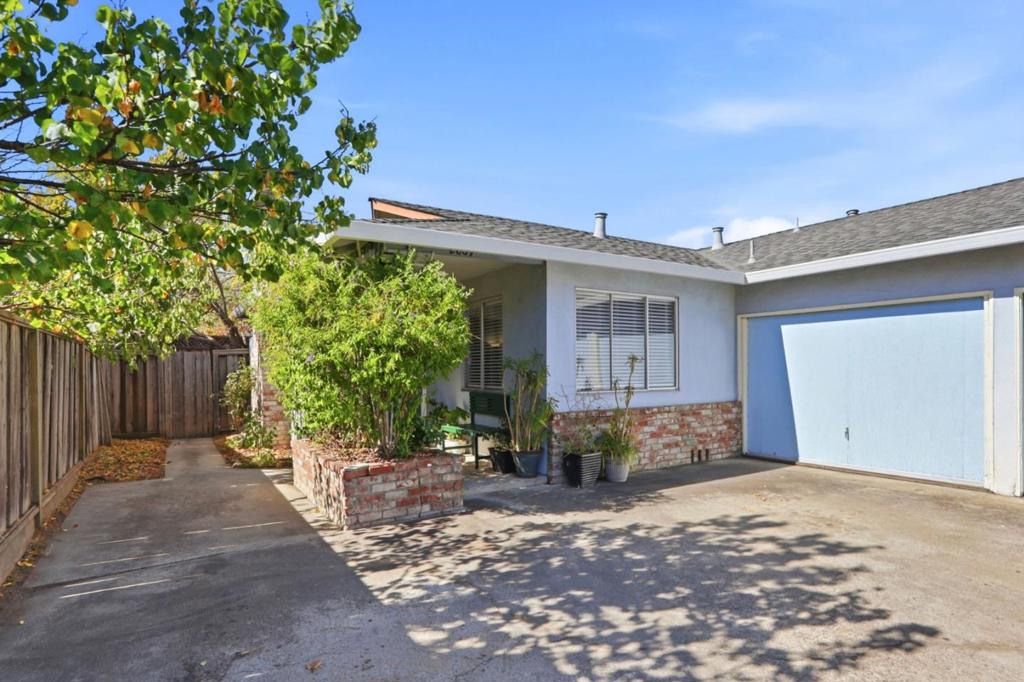 28092807 Union Avenue
