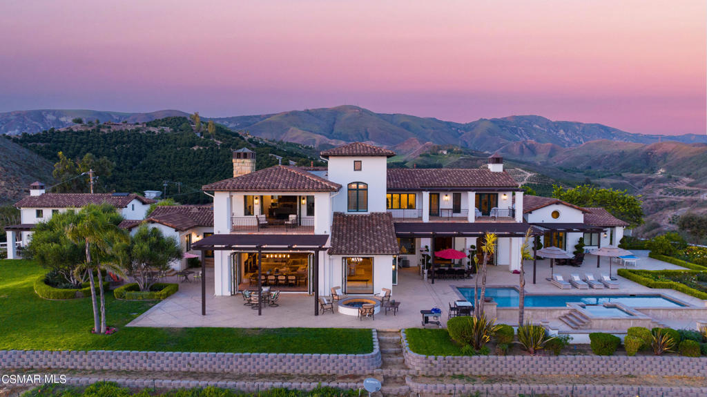 1451 E La Loma Avenue