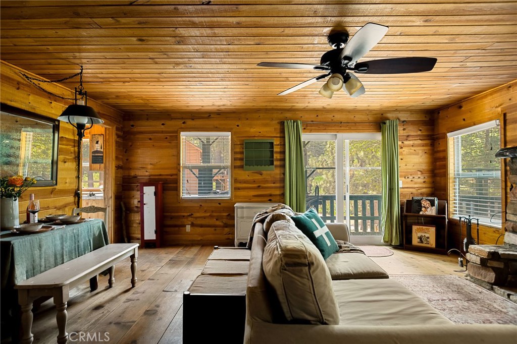 Green Valley Lake (GVLK) - Residential