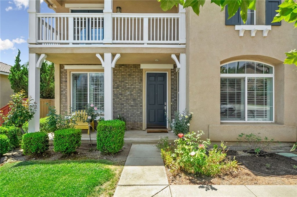 8587 Hunt Canyon