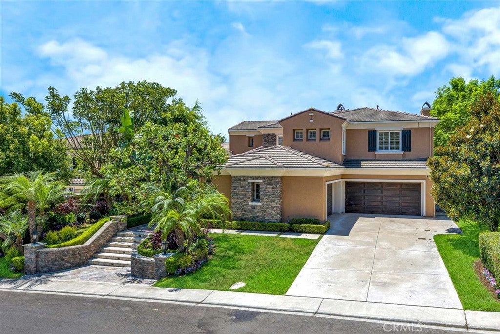 2568 N San Miguel Drive