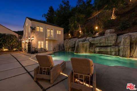Photo of 1174 Coldwater Canyon Drive, Beverly Hills, CA 90210 (MLS # 26847489)