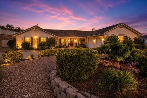 Photo of 13997 Riverside DR, Apple Valley, CA 92307 (MLS # HD26105953)