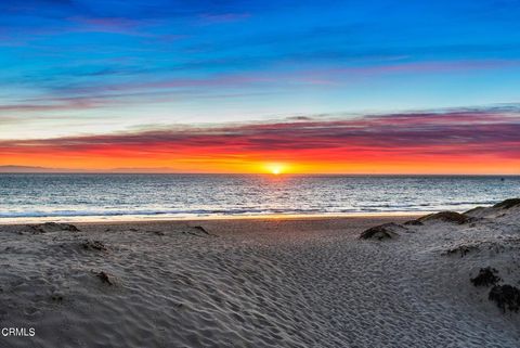 Tiny photo for 1111 Dover Lane, Ventura, CA 93001 (MLS # V1-34599)