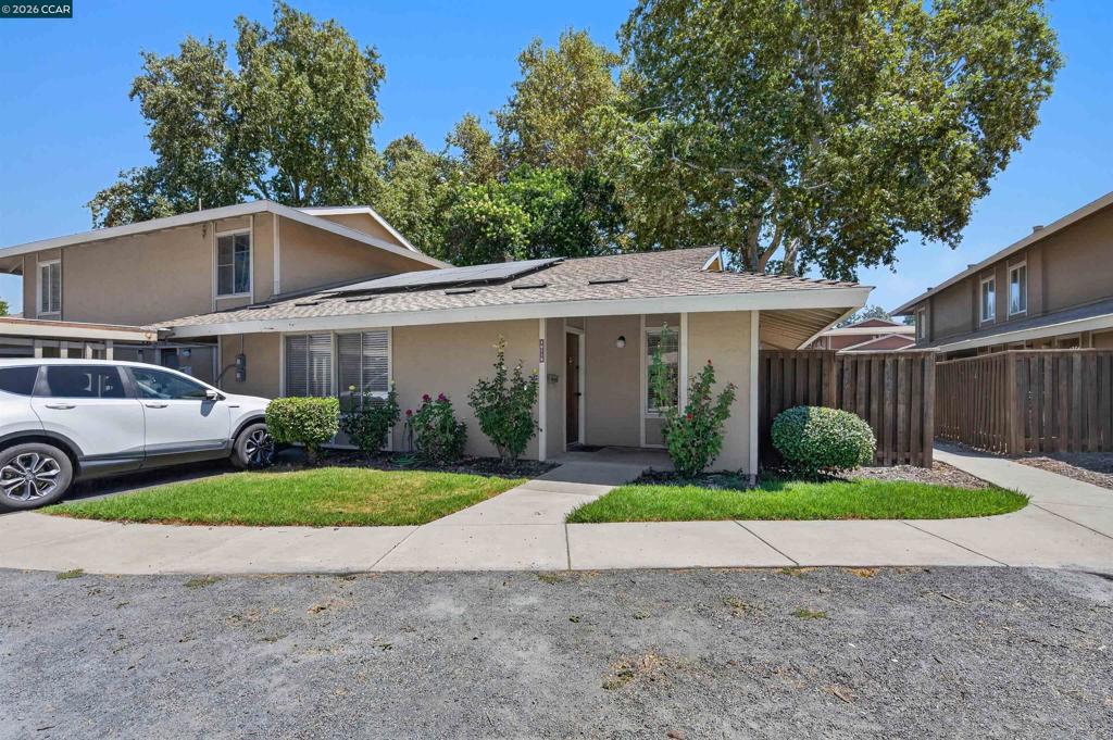 2071 Olivera Rd D