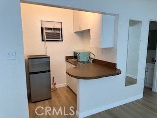 17456 Euclid B