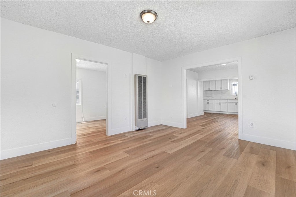 715 E 87th Place