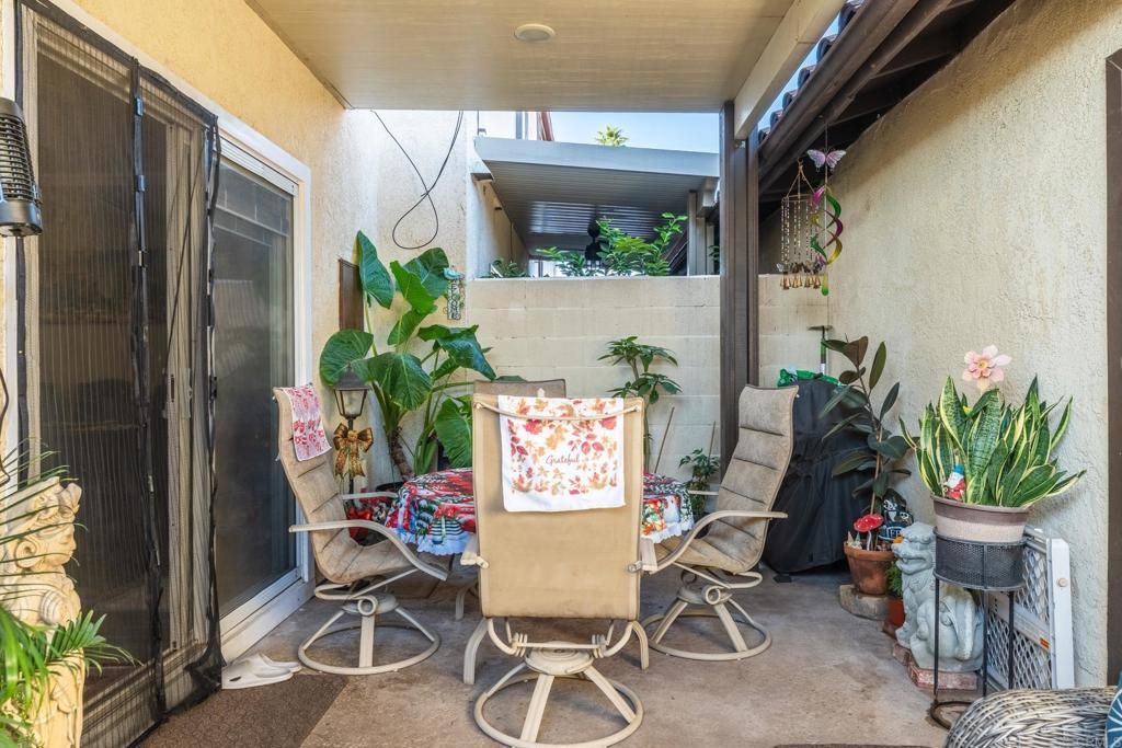 listing image 130726503702754909370