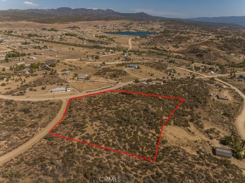 Photo of 874 Lake Canyon Drive, Aguanga, CA 92536 (MLS # SW26164270)