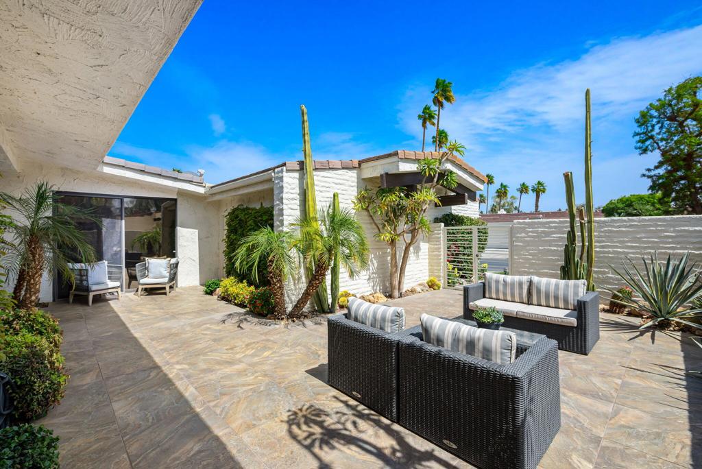 Desert Horizons C.C. - Residential