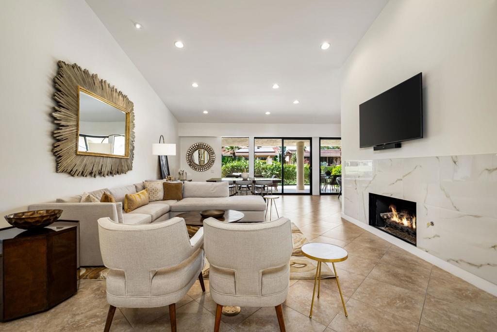 44837 Oro Grande Circle