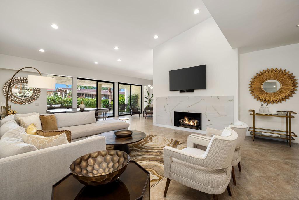 44837 Oro Grande Circle