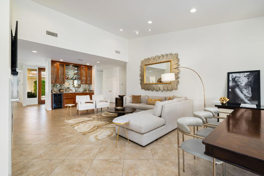 Desert Horizons C.C. - Residential