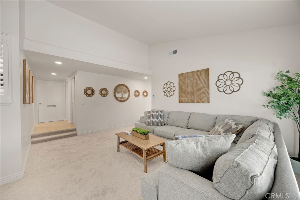 6437 Pheasant Circle