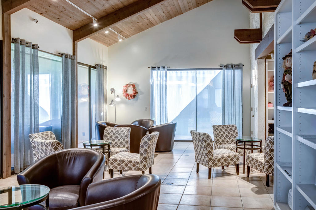 Palm Springs Golf & - Residential