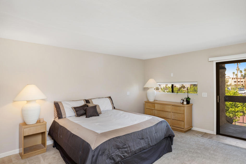 Palm Springs Golf & - Residential