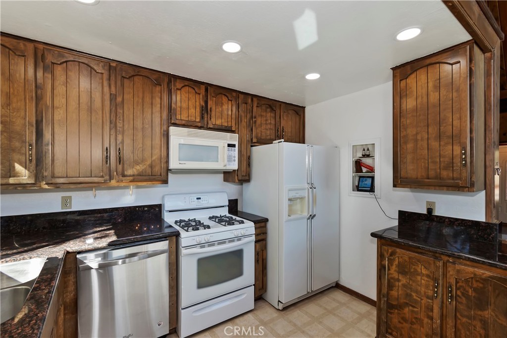 Arrowhead Woods (AWHW) - Residential