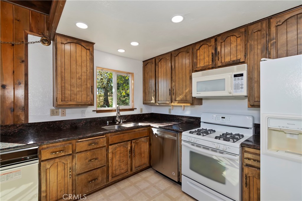 Arrowhead Woods (AWHW) - Residential