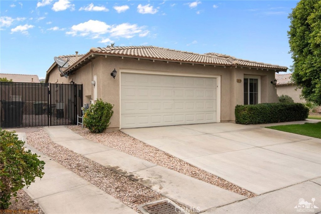 Shadow Hills - Residential