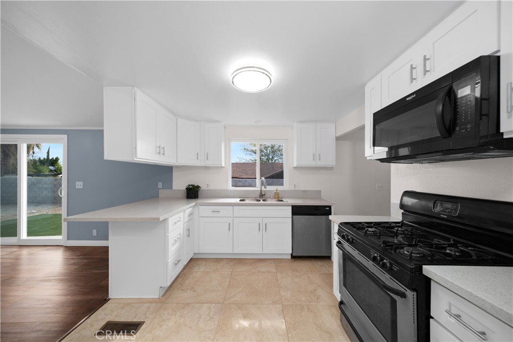 Desert Park Estates (33103) - Residential