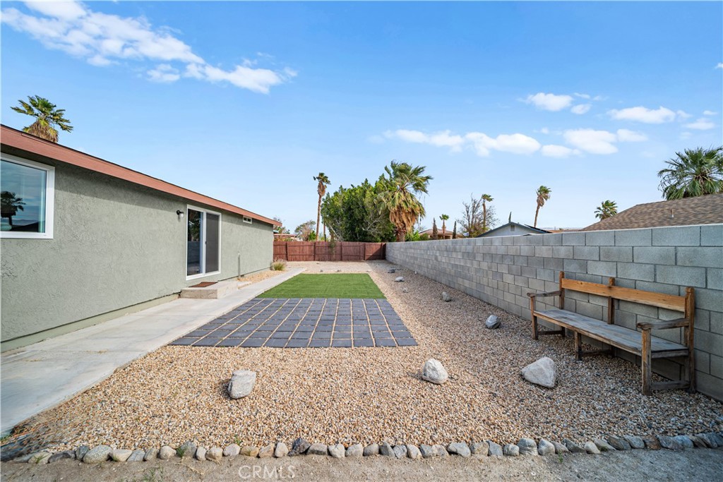 Desert Park Estates (33103) - Residential