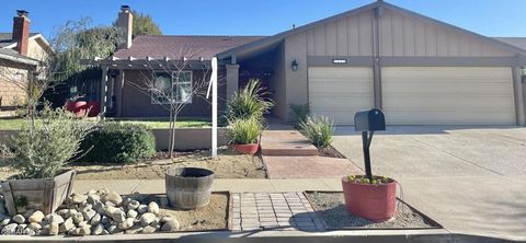 Photo of 5474 Geoffrey Avenue, Simi Valley, CA 93063 (MLS # 223001259)