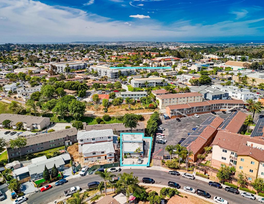 2240 W Dunlop St, San Diego, CA 92111